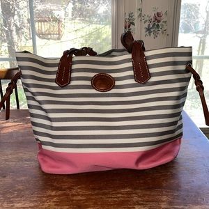 Dooney @ Burke grey, pink, white shopper
